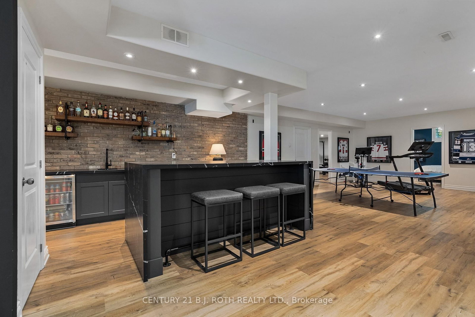 42 Lilac Lane • Springwater, ON photo 26