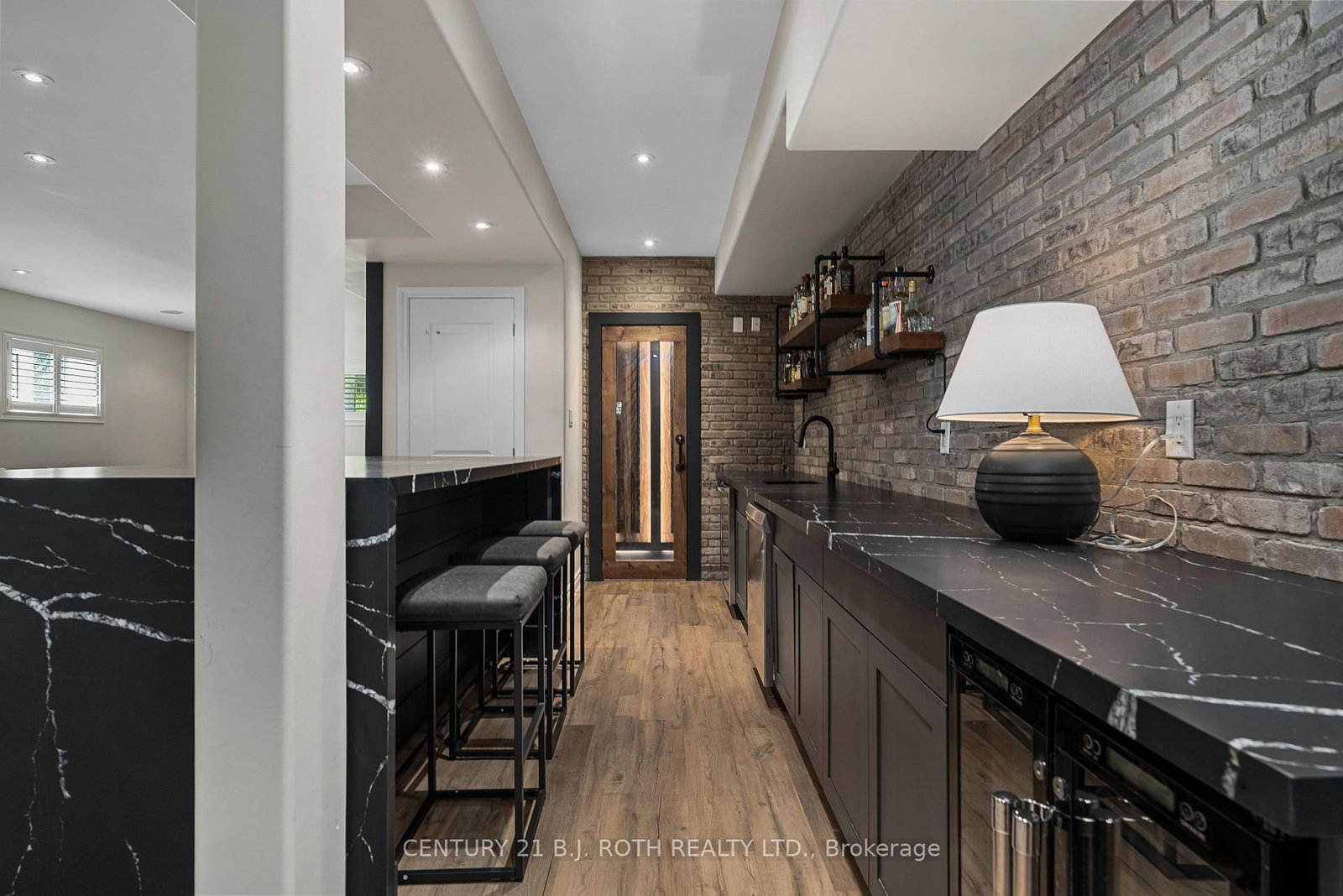 42 Lilac Lane • Springwater, ON photo 28