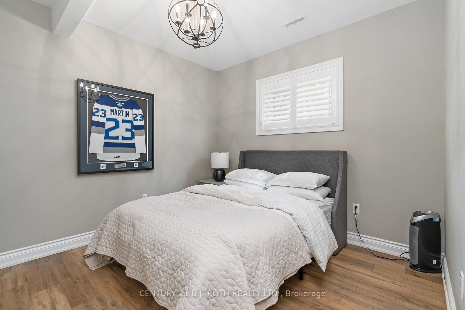 42 Lilac Lane • Springwater, ON photo 36