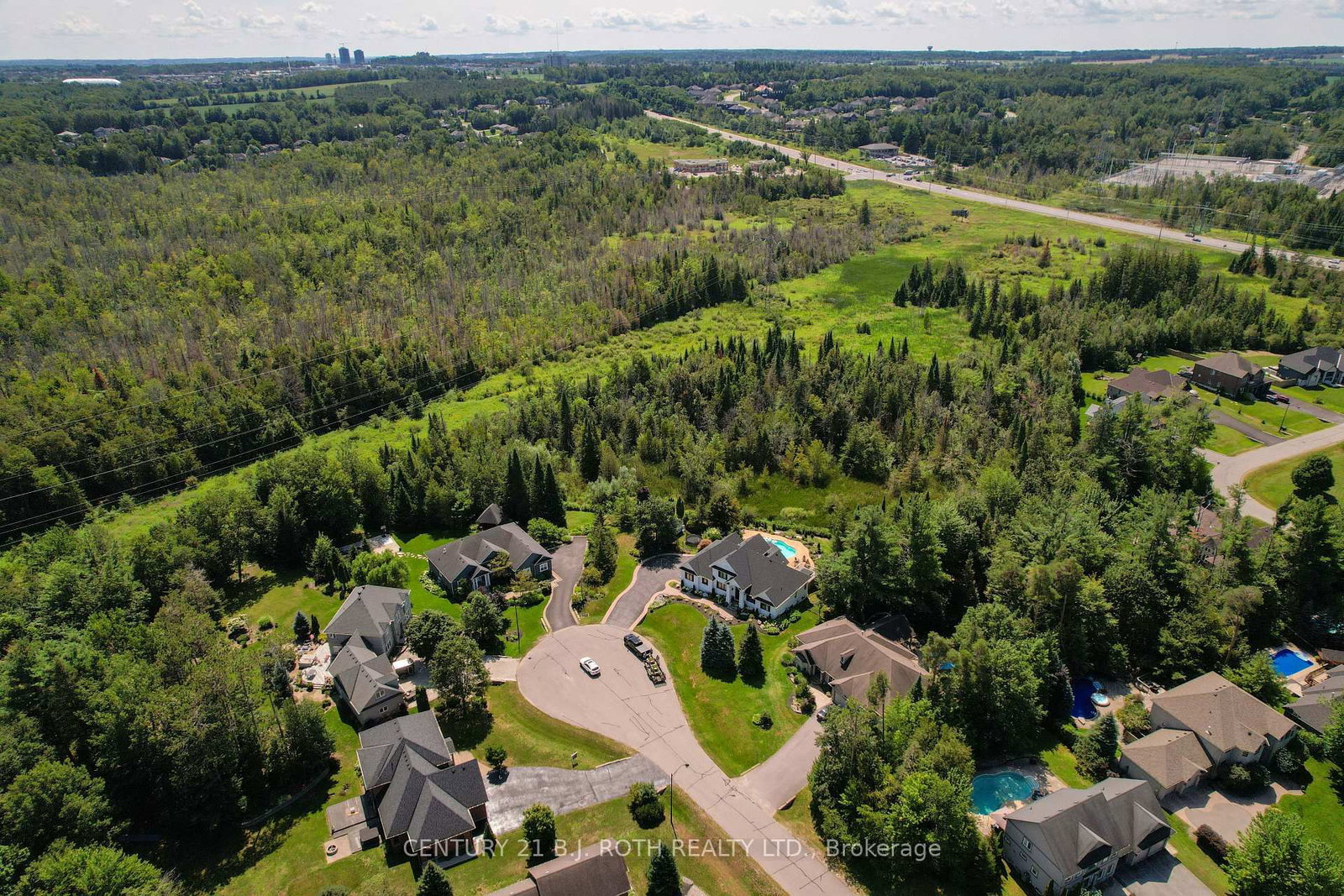 42 Lilac Lane • Springwater, ON photo 44