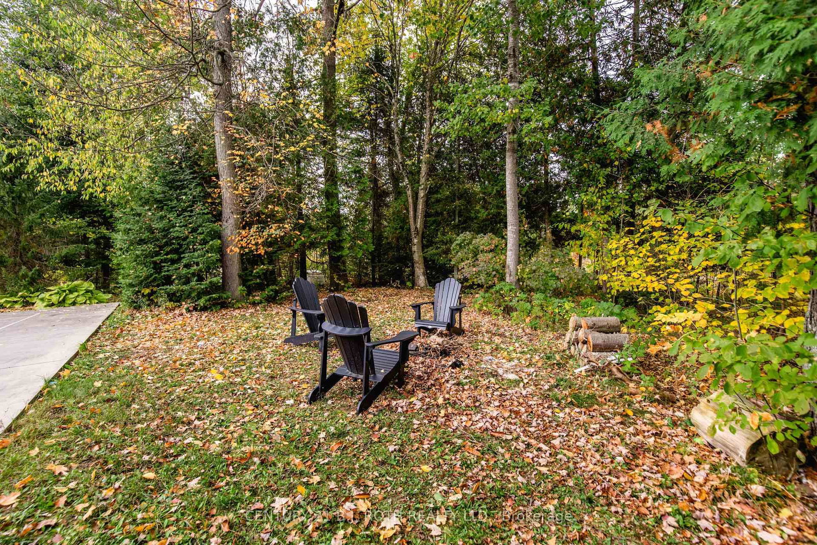 42 Lilac Lane • Springwater, ON photo 46