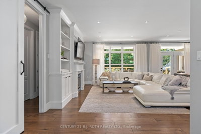 42 Lilac Lane • Springwater, ON photo 5