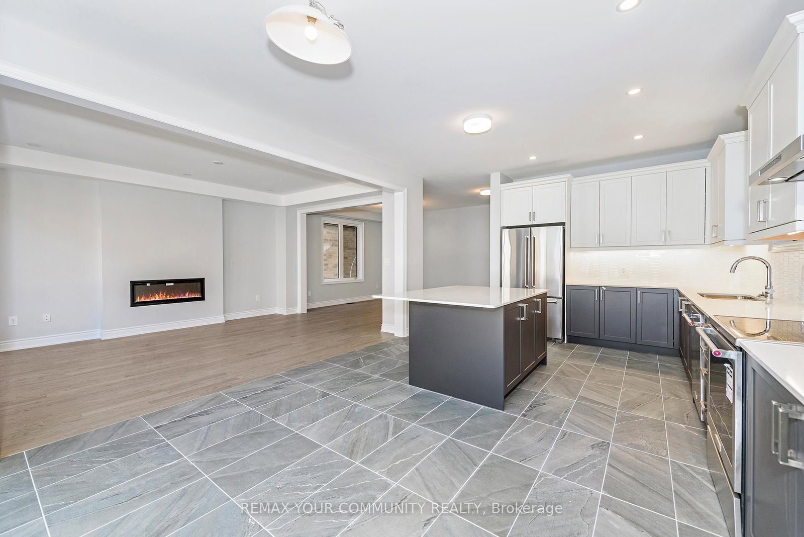 105 Bearberry Road • Springwater, ON photo 12