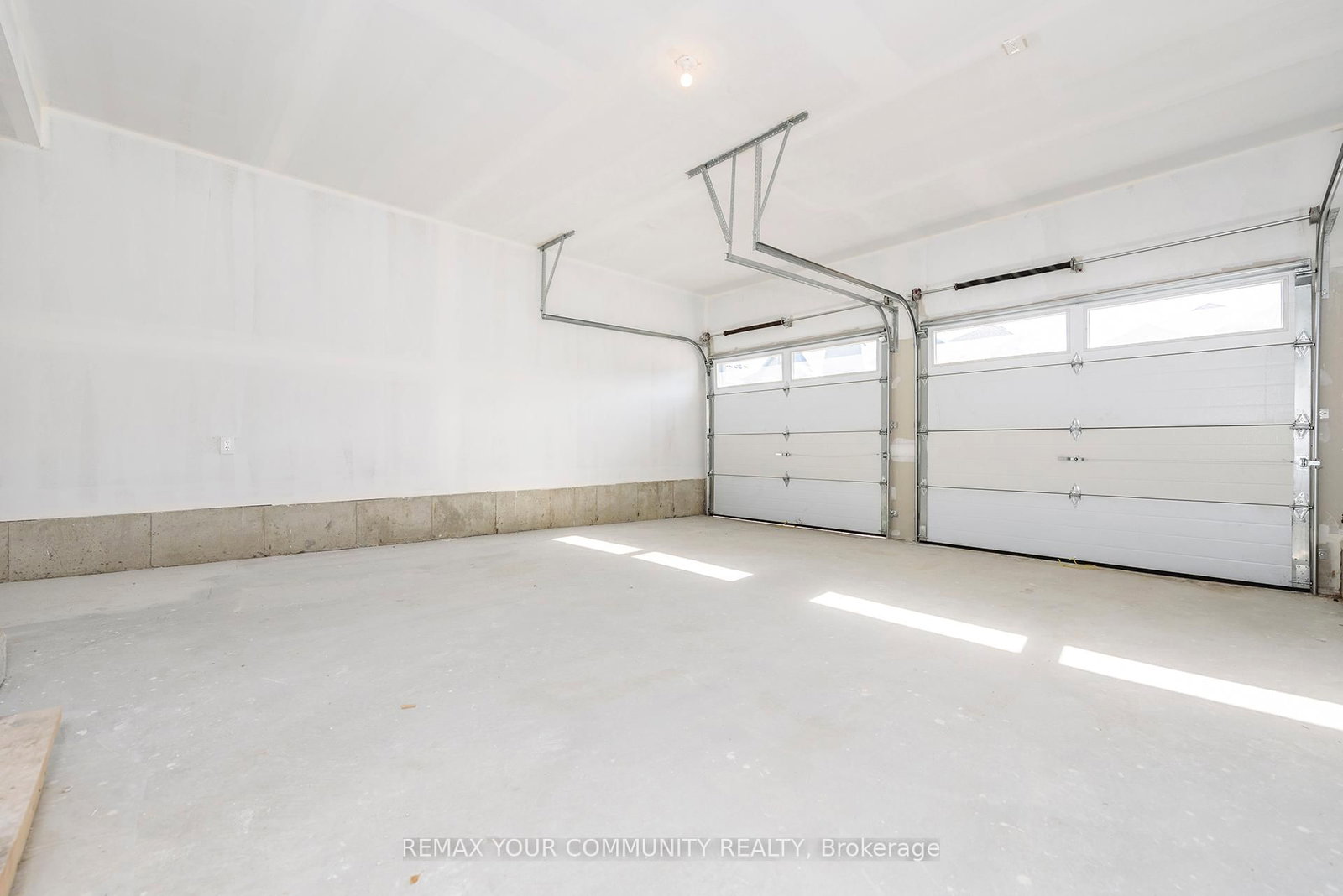 105 Bearberry Road • Springwater, ON photo 19