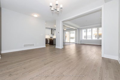 105 Bearberry Road • Springwater, ON photo 9