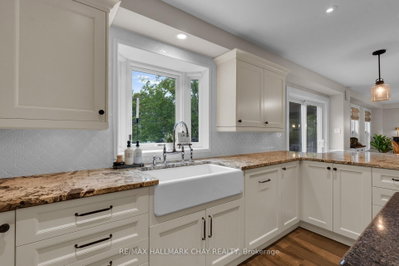 9 Bridle Path • Oro-Medonte, ON photo 8
