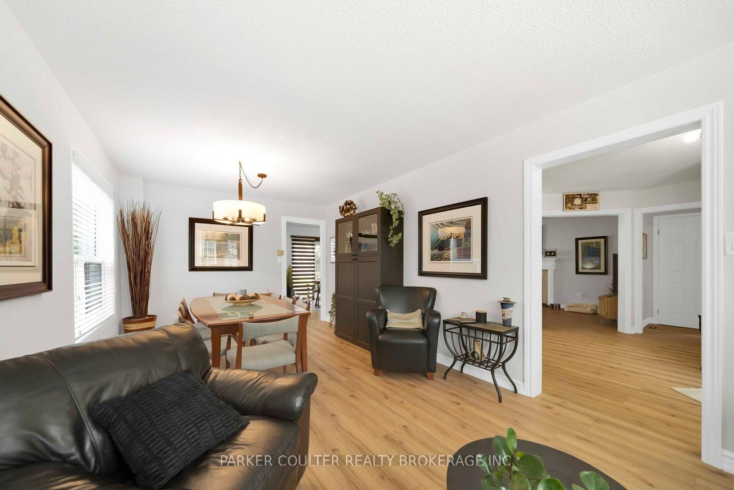 22 Taylor Drive • Barrie, ON photo 11