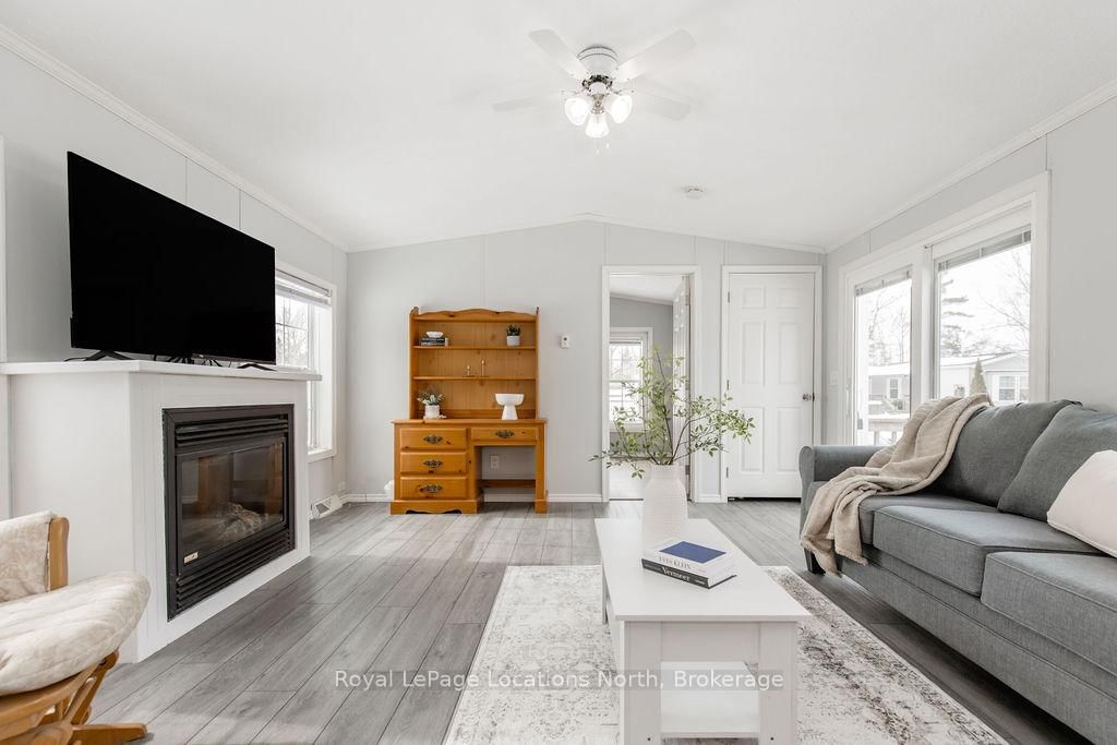 89 GEORGIAN GLEN Drive • Wasaga Beach, ON photo 10