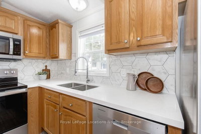 89 GEORGIAN GLEN Drive • Wasaga Beach, ON photo 8