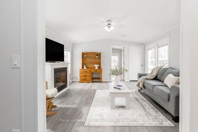 89 GEORGIAN GLEN Drive • Wasaga Beach, ON photo 9