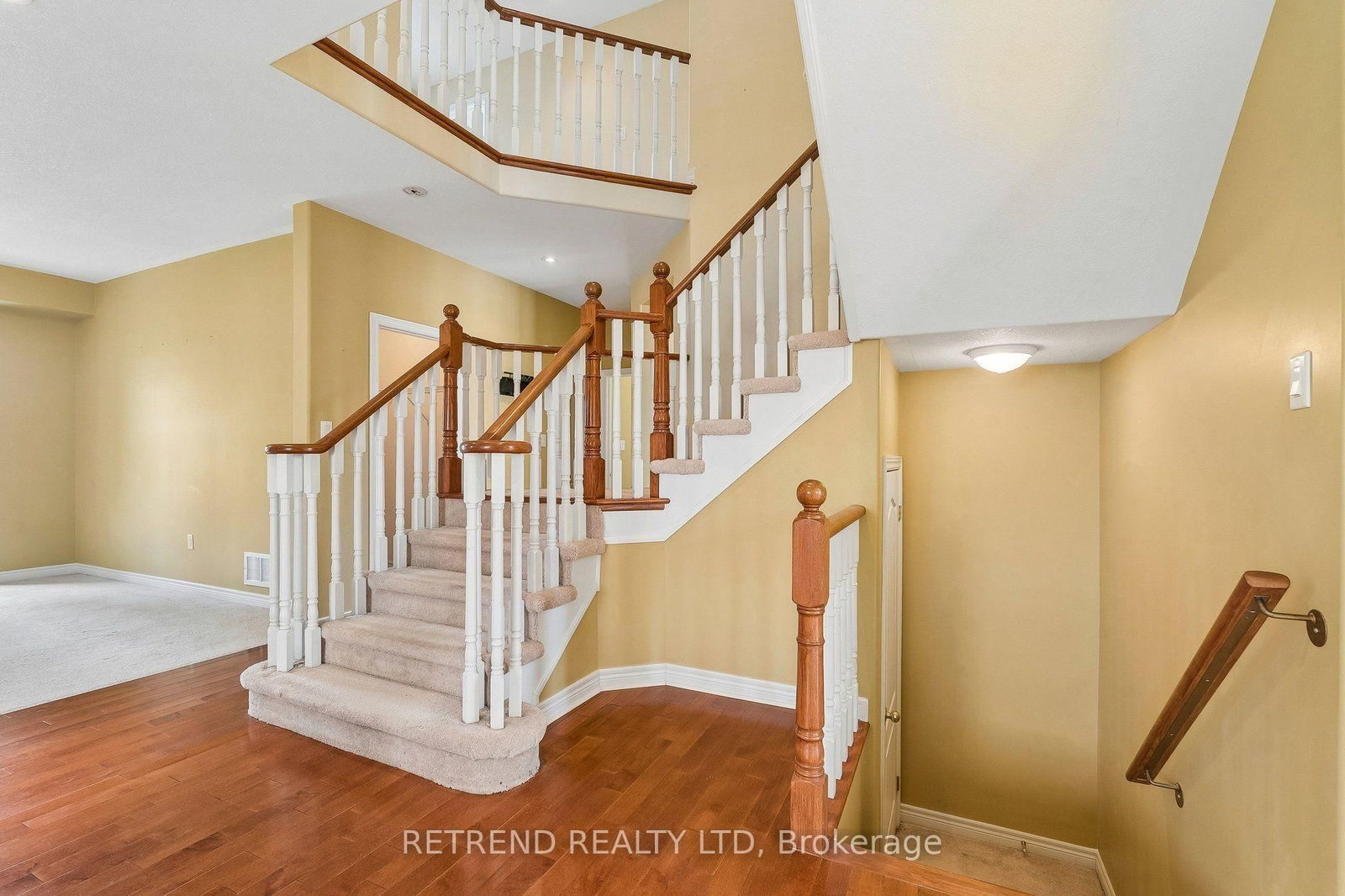36 Sandringham Drive • Barrie, ON photo 14