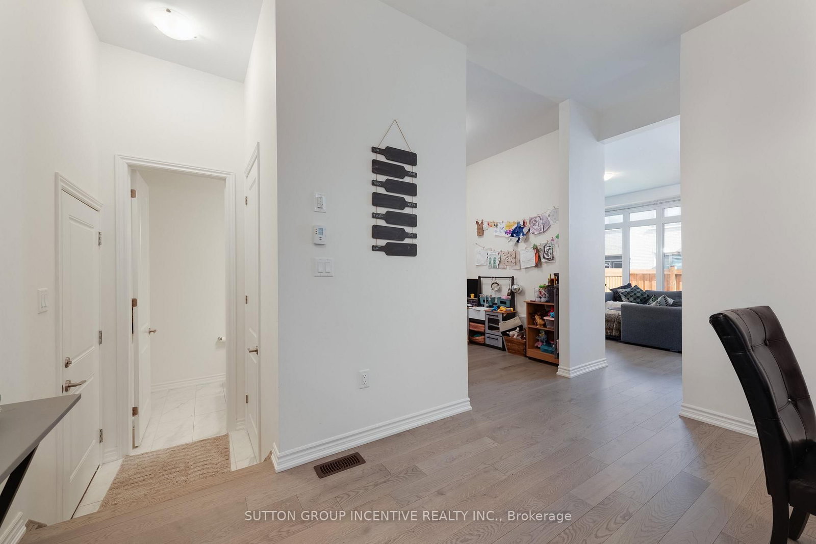 84 Shepherd Drive • Barrie, ON photo 12