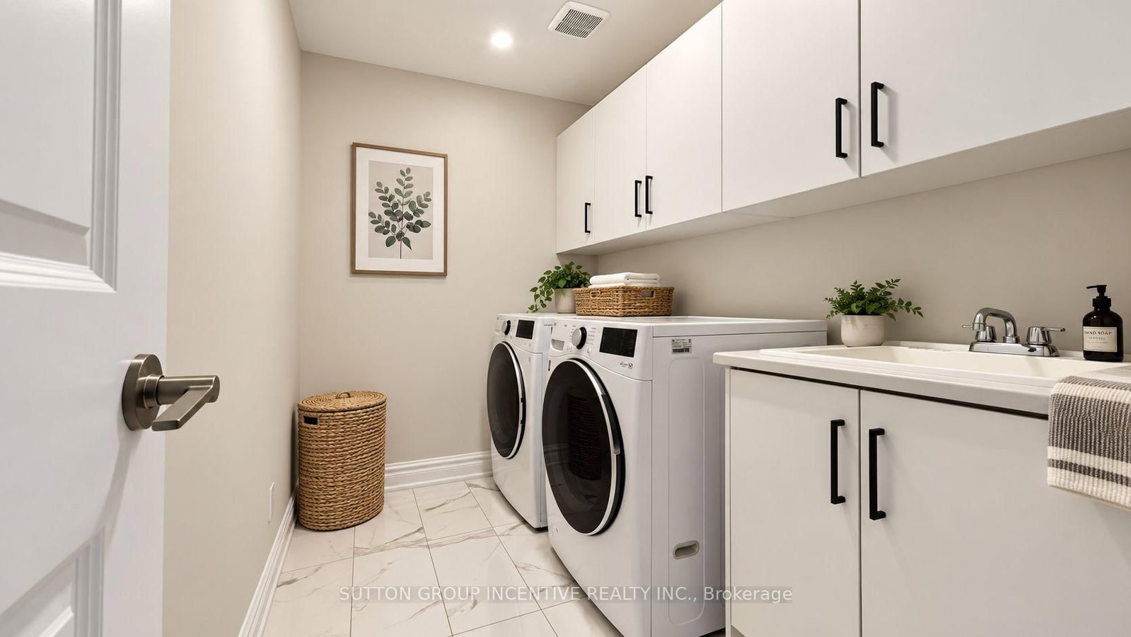 152 Greer Street • Barrie, ON photo 9
