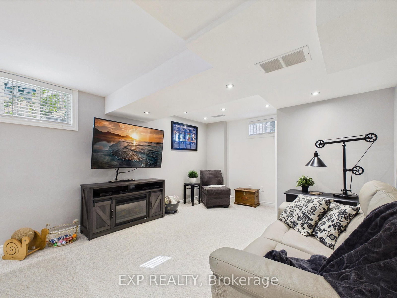 23 Mckenzie Crescent • Barrie, ON photo 36