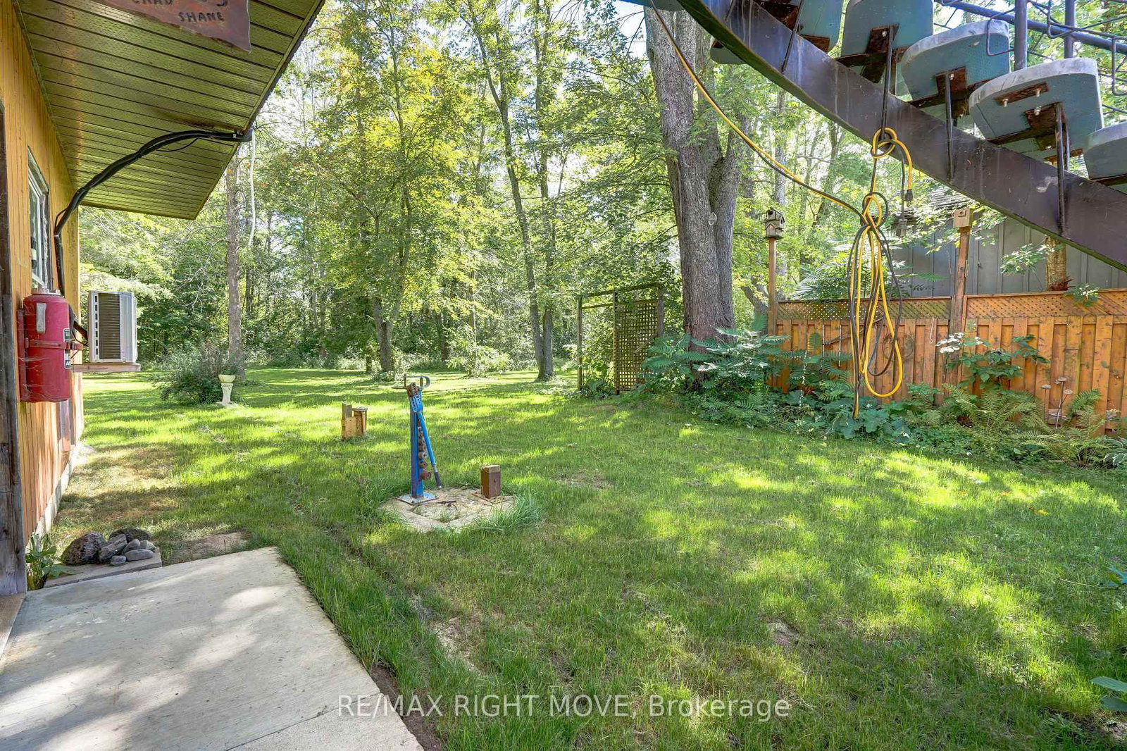 4304 Hopkins Bay Road • Ramara, ON photo 22