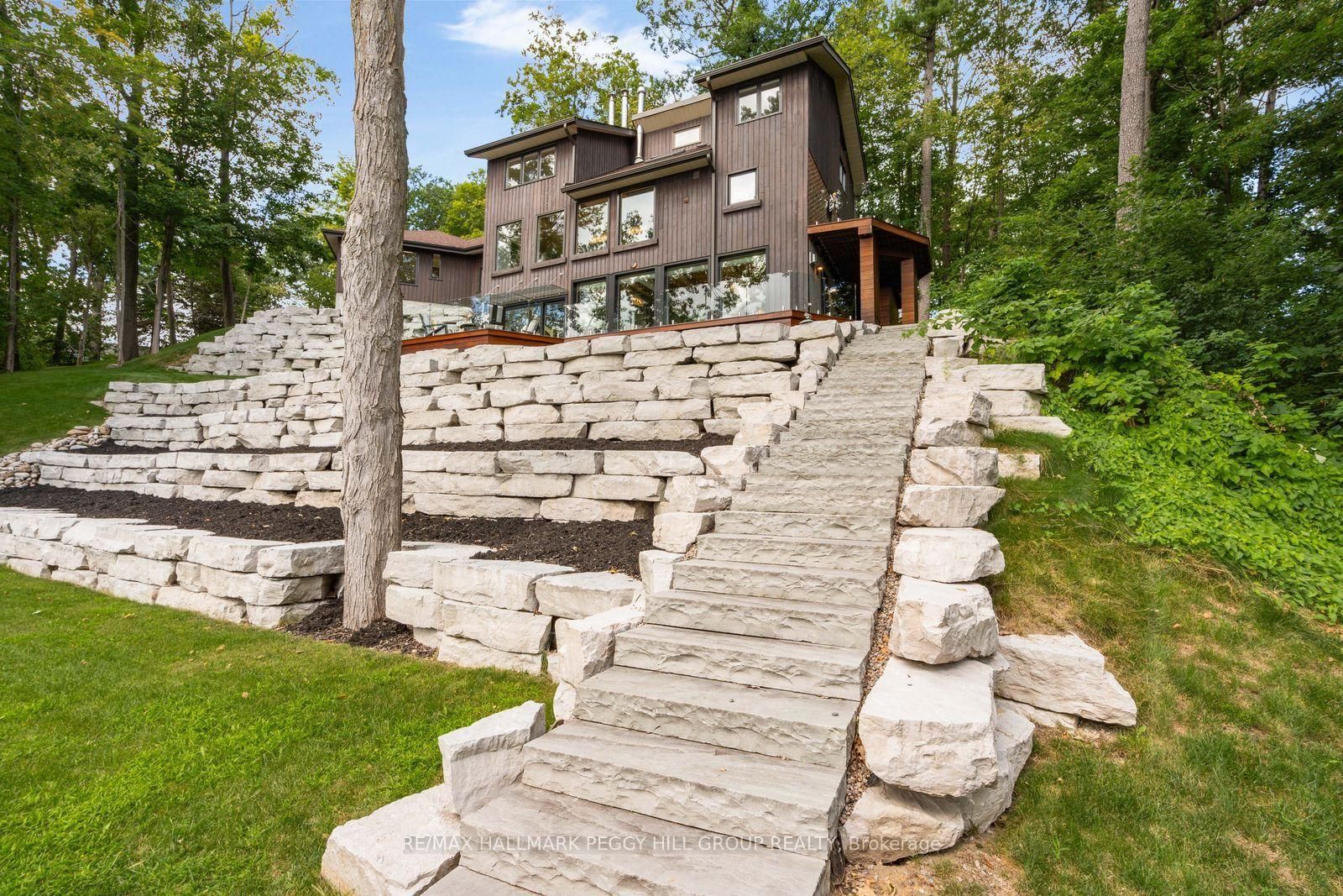 11 Crestwood Drive • Barrie, ON photo 24