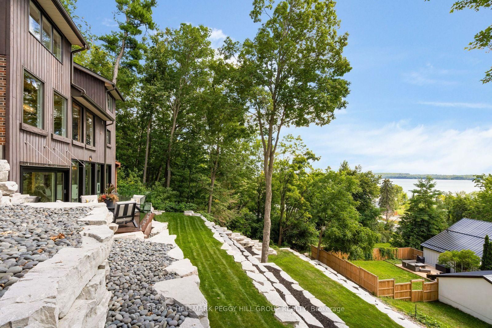 11 Crestwood Drive • Barrie, ON photo 29