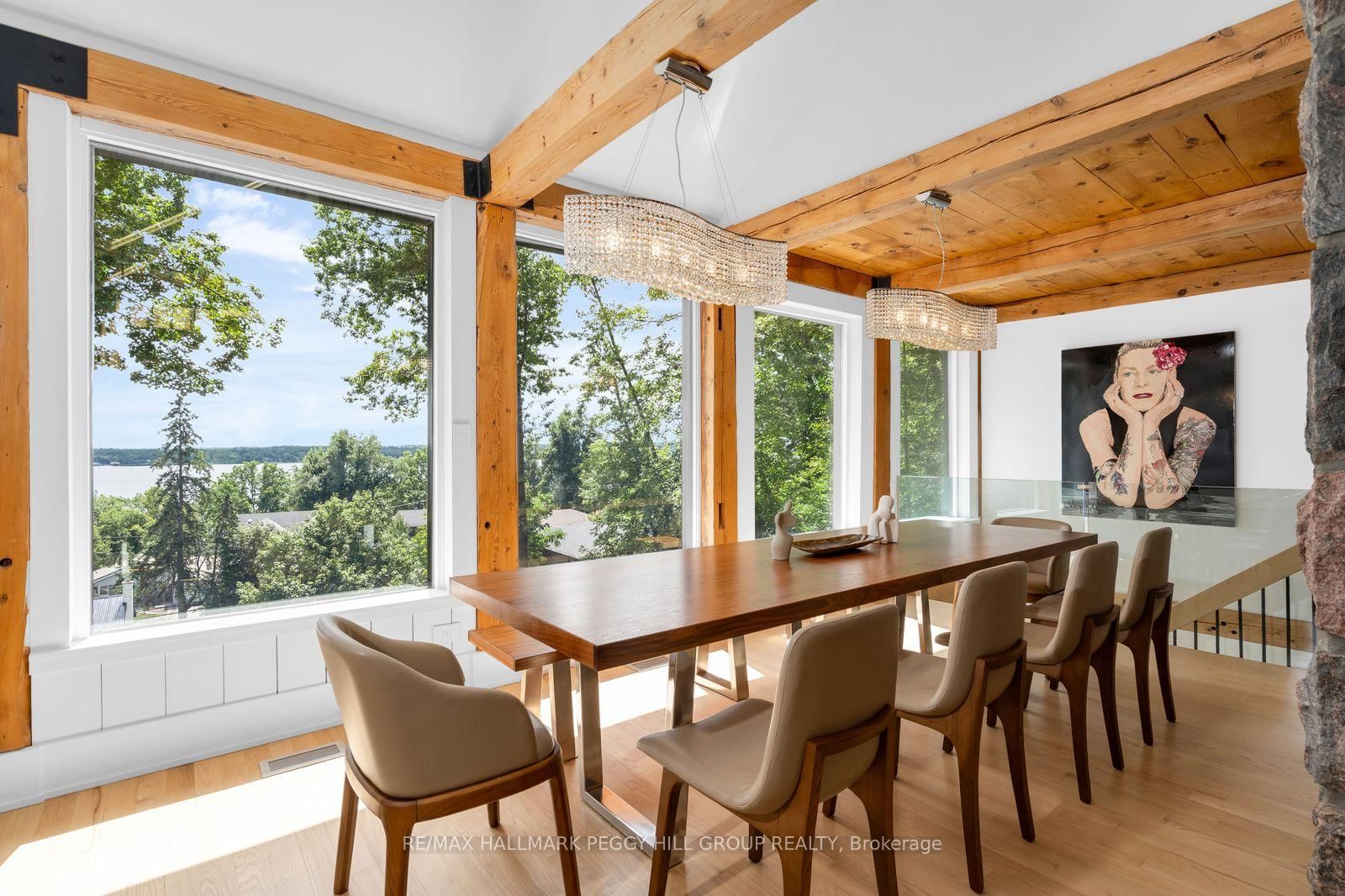 11 Crestwood Drive • Barrie, ON photo 5