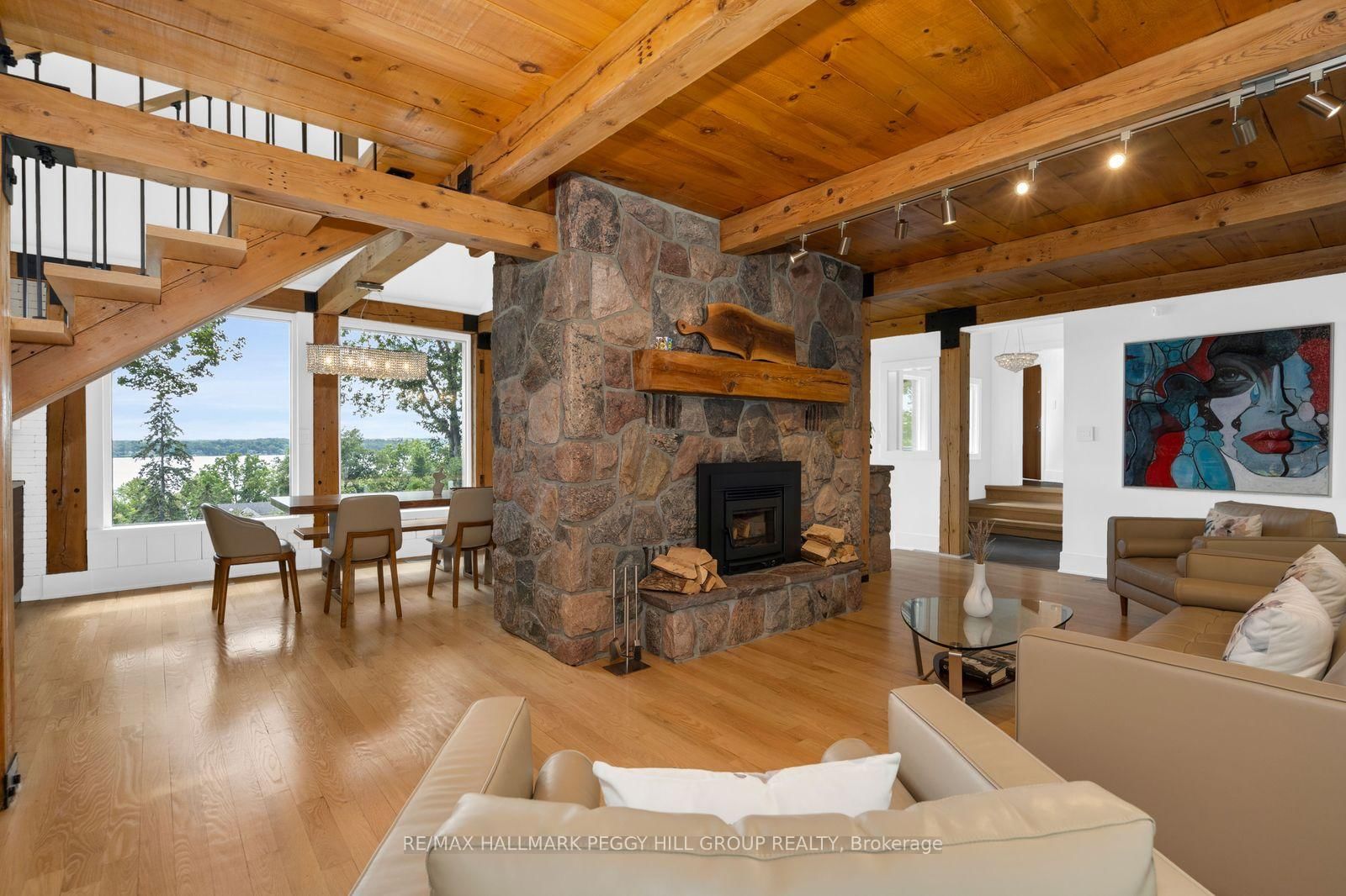 11 Crestwood Drive • Barrie, ON photo 6