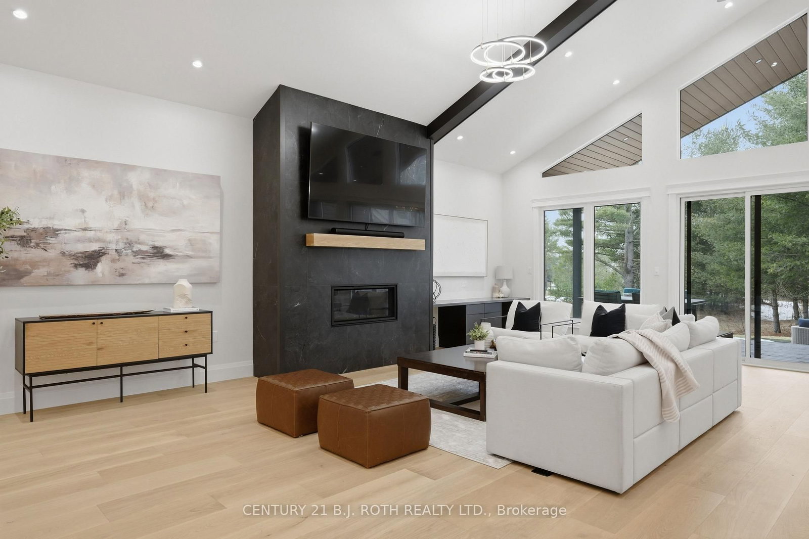 31 Marni Lane • Springwater, ON photo 17
