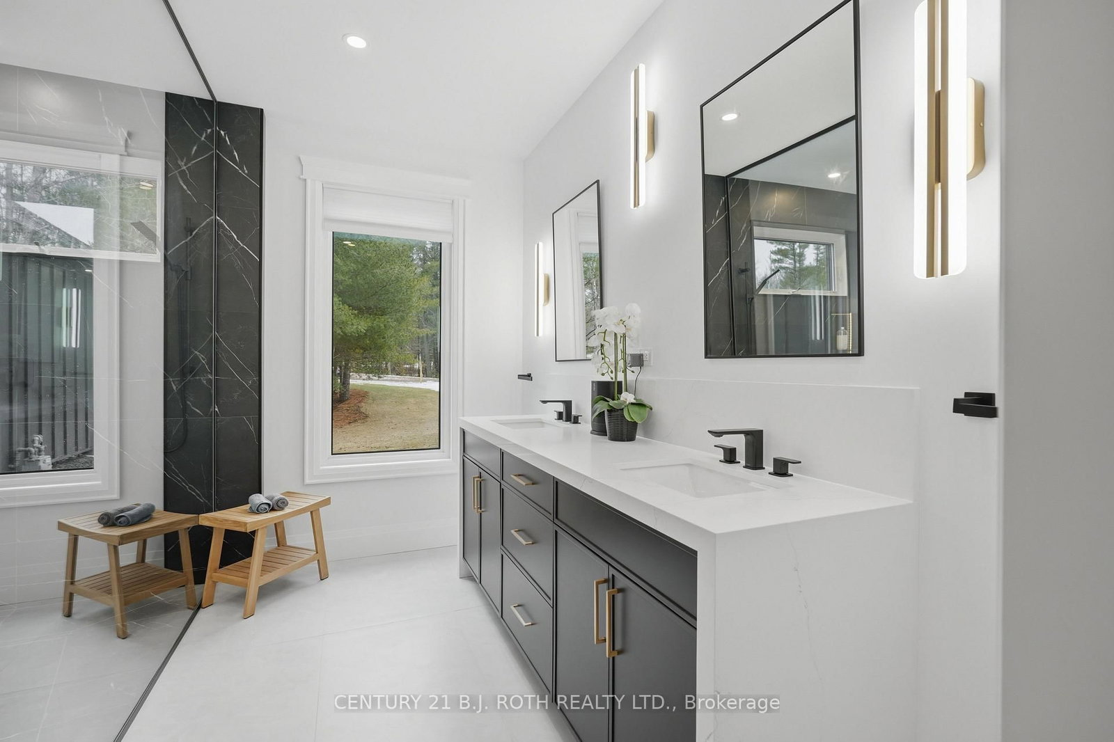 31 Marni Lane • Springwater, ON photo 23