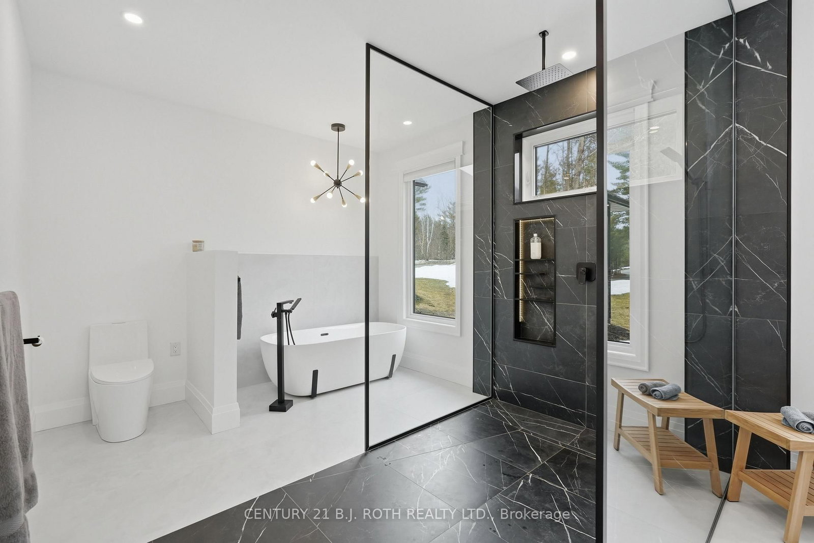 31 Marni Lane • Springwater, ON photo 24