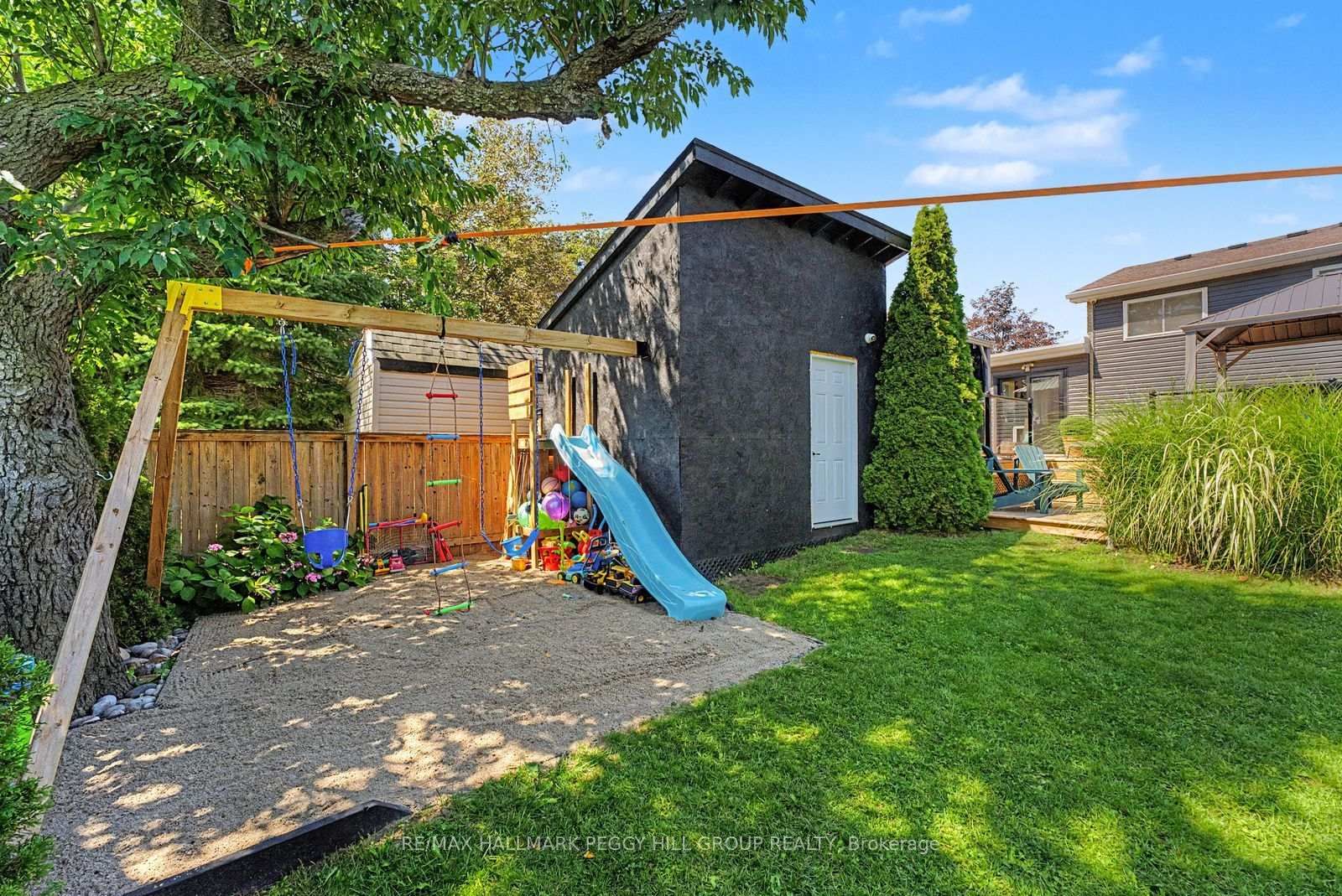 29 Shelley Lane • Barrie, ON photo 19
