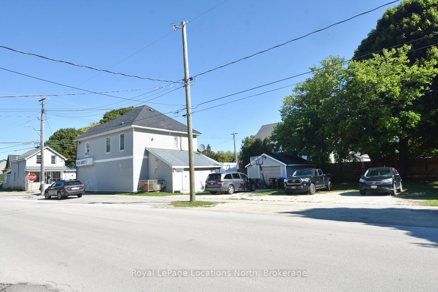 256 Ontario Street • Collingwood, ON photo 11