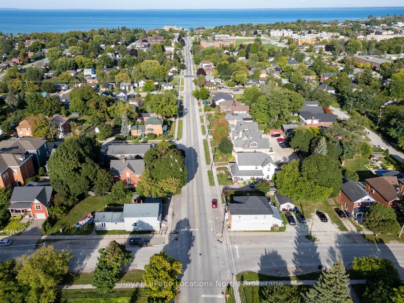 256 Ontario Street • Collingwood, ON photo 46