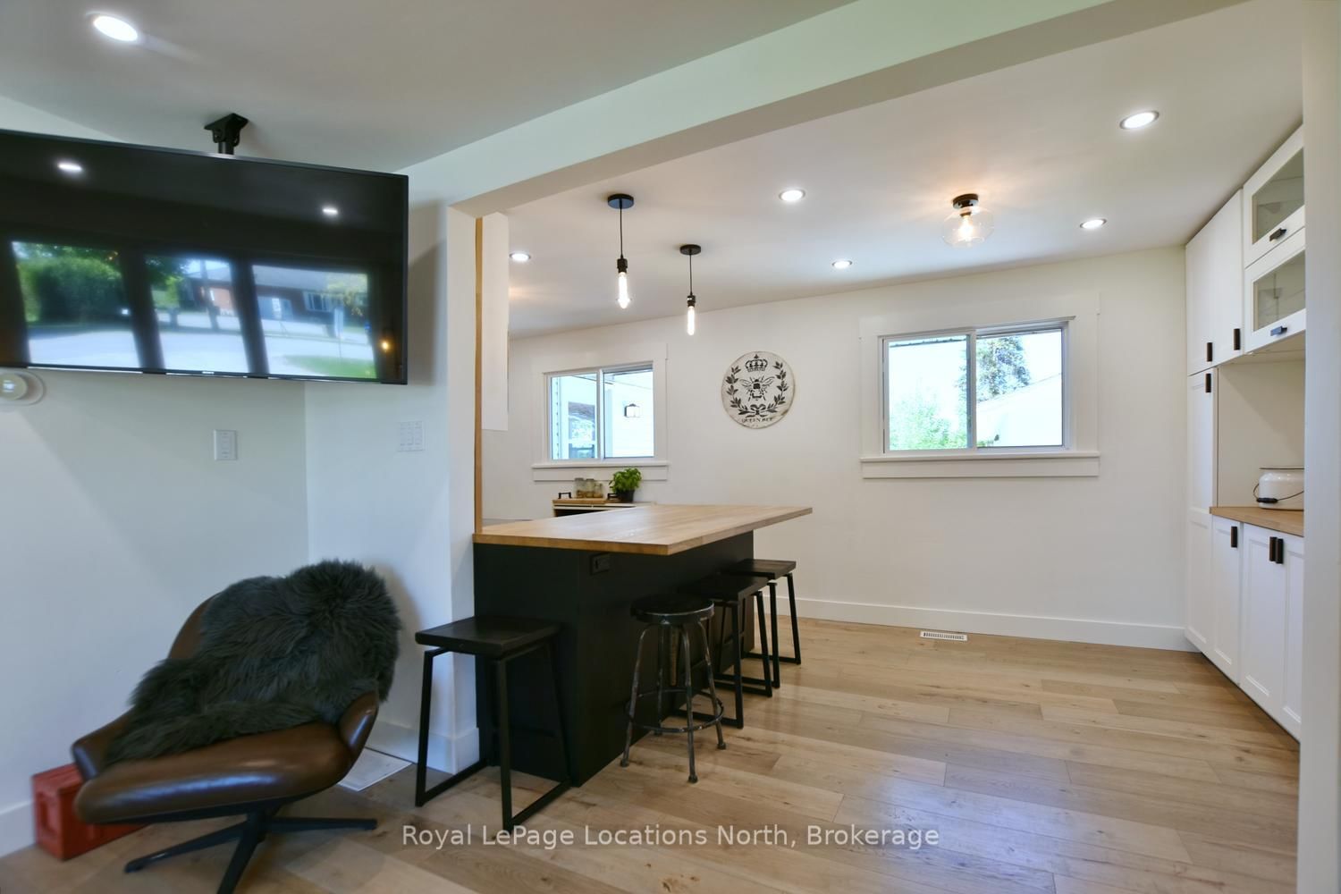 56 BATTEAUX Road • Clearview, ON photo 17