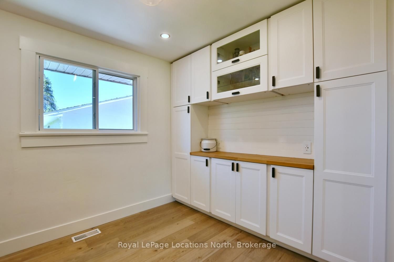 56 BATTEAUX Road • Clearview, ON photo 20