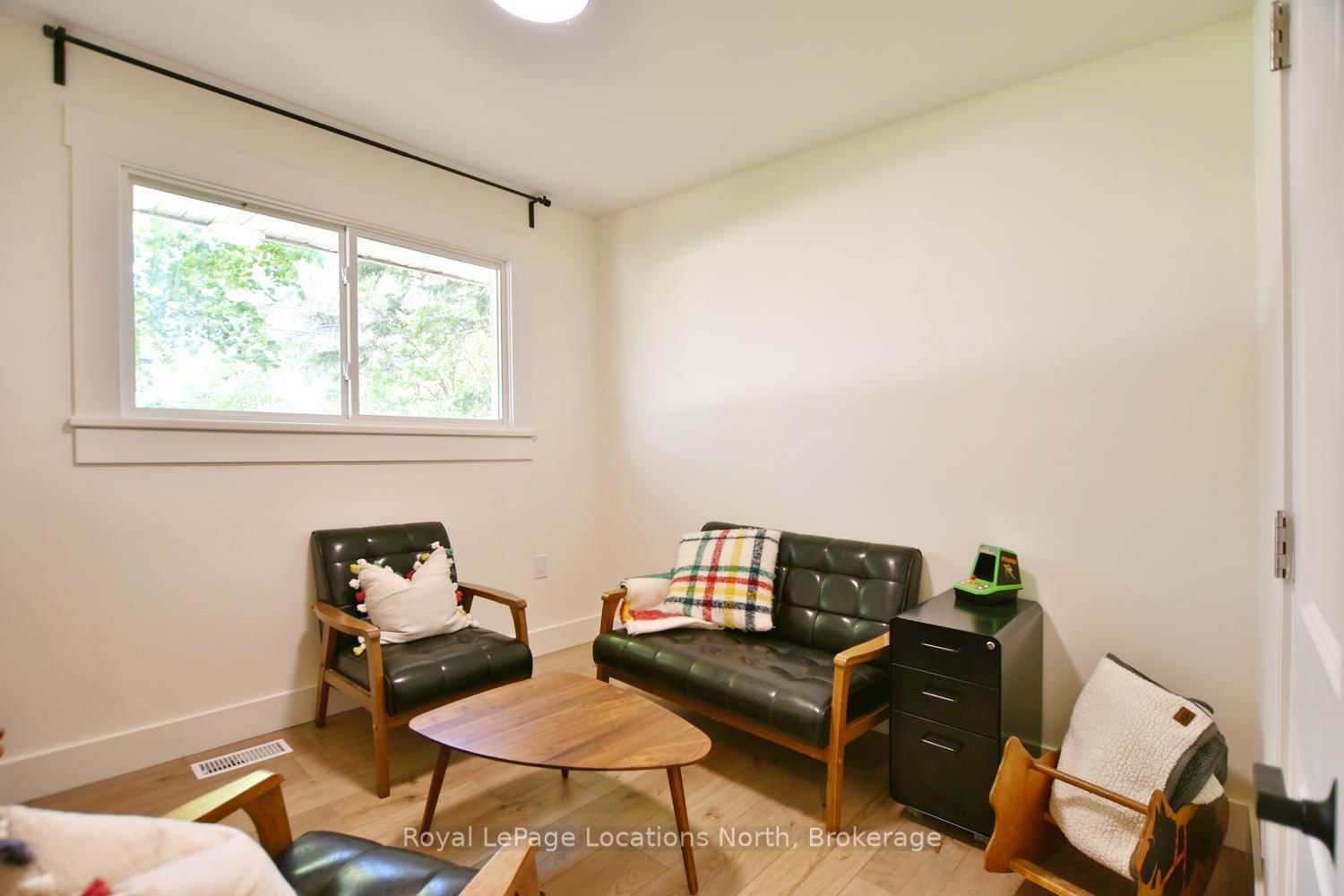 56 BATTEAUX Road • Clearview, ON photo 33