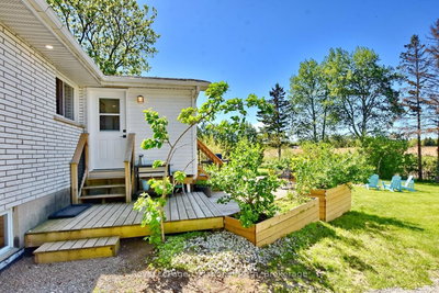 56 BATTEAUX Road • Clearview, ON photo 5
