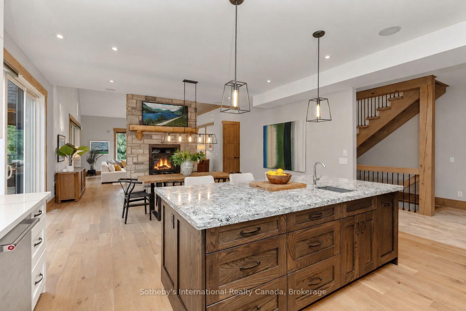133 OSLER BLUFF Road • Collingwood, ON photo 23