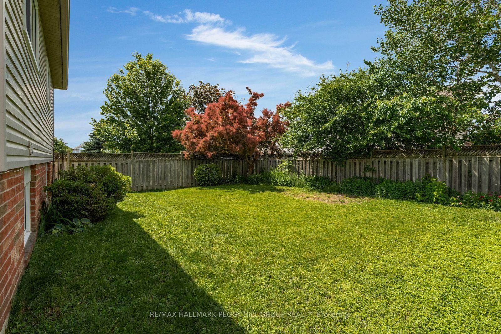 18 Draper Crescent • Barrie, ON photo 16