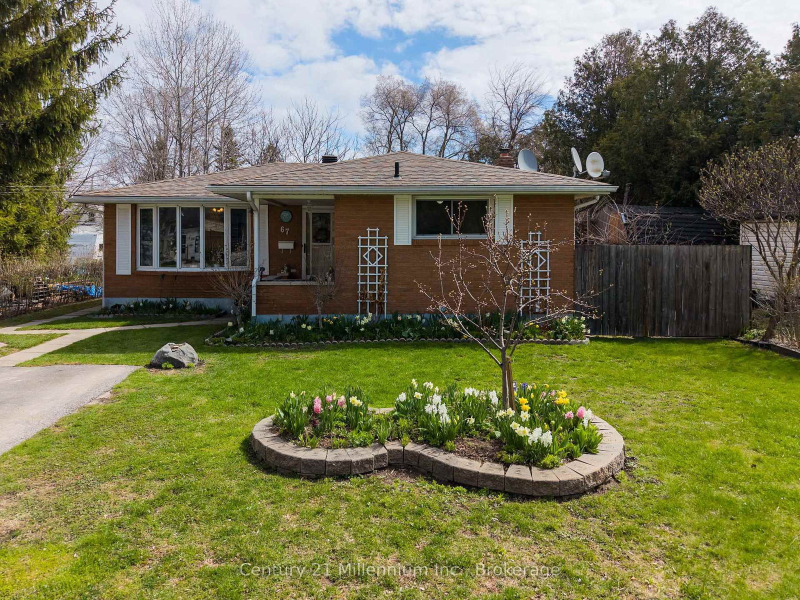 67 East Street E • Collingwood, ON photo 3