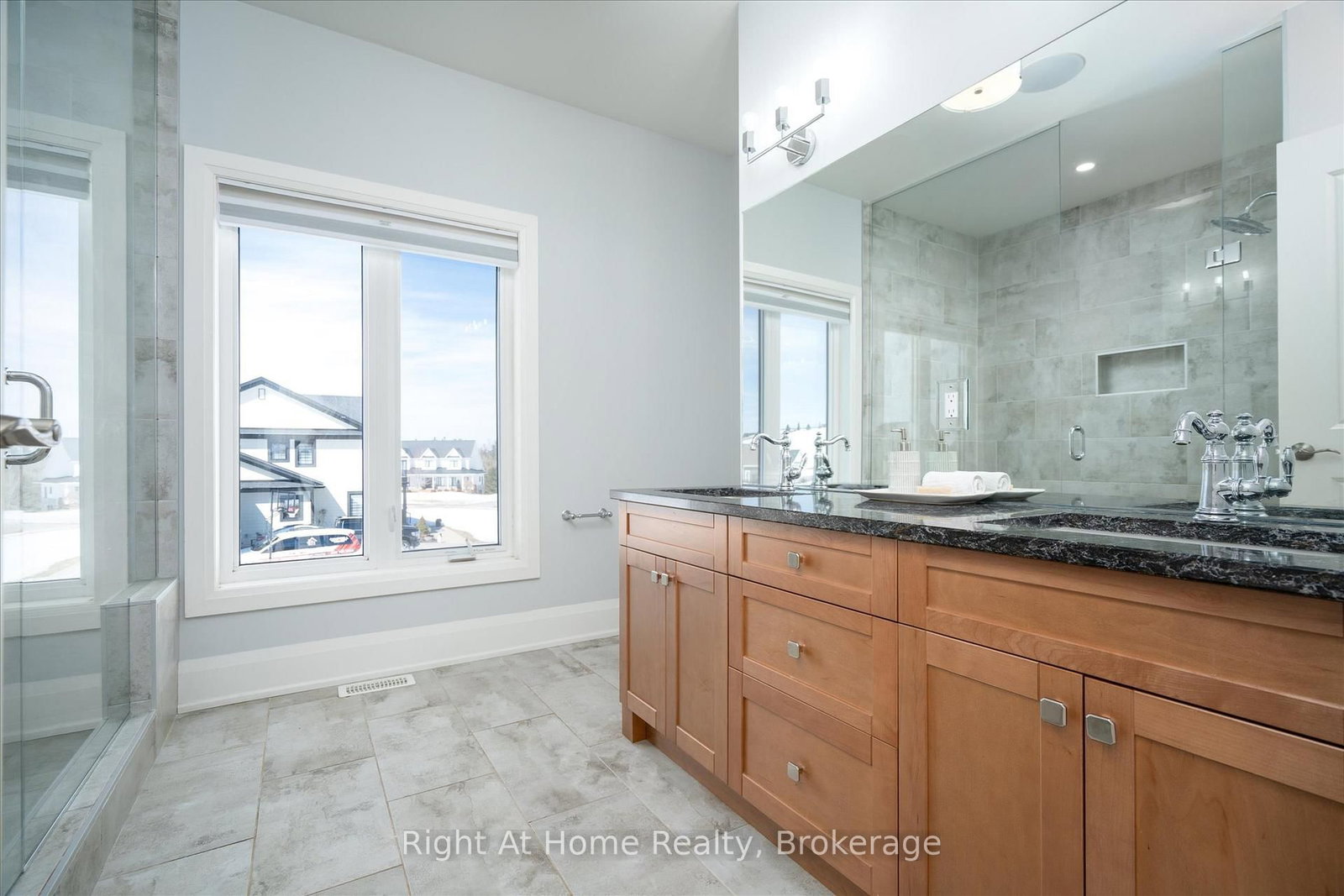 16 Gelderland Crescent • Oro-Medonte, ON photo 18
