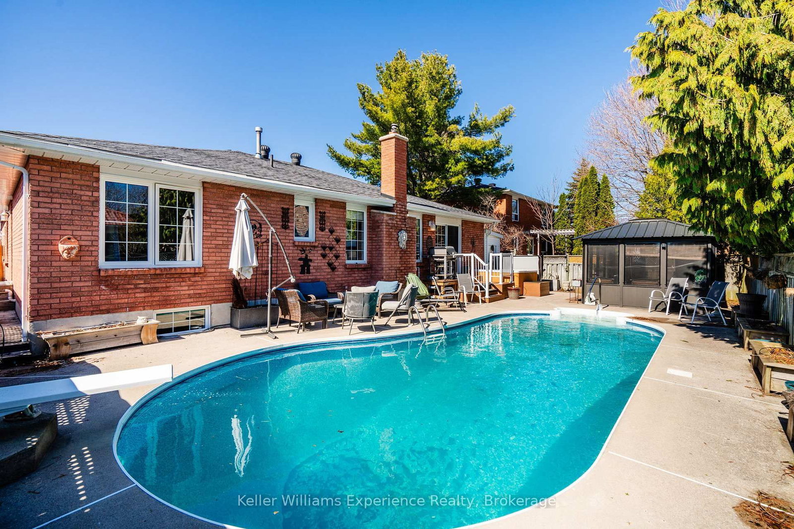 933 Playfair Road • Midland, ON photo 46