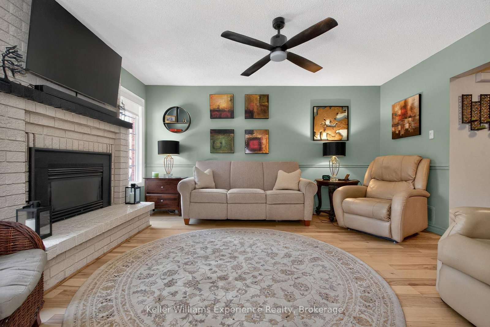 933 Playfair Road • Midland, ON photo 8