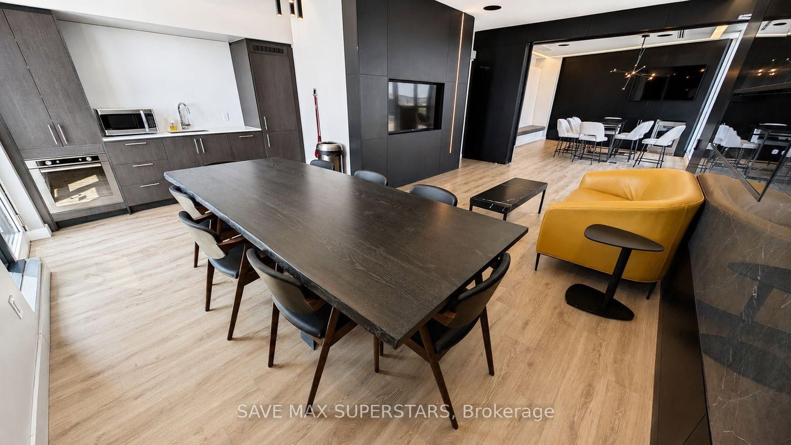 681 Yonge Street • #611 • Barrie, ON photo 33