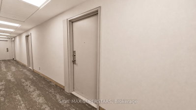 681 Yonge Street • #611 • Barrie, ON photo 5