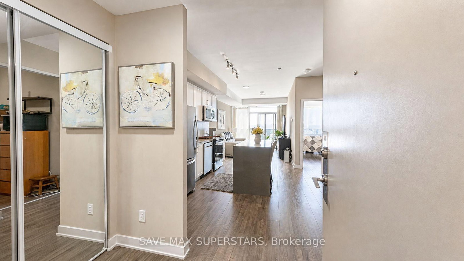 681 Yonge Street • #611 • Barrie, ON photo 6