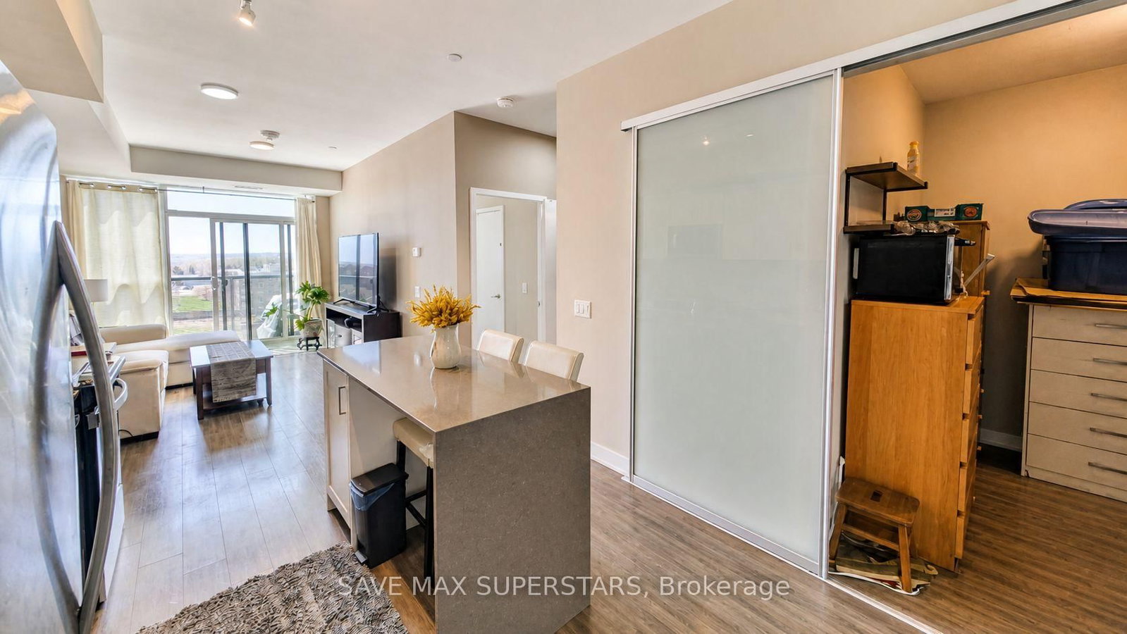 681 Yonge Street • #611 • Barrie, ON photo 8