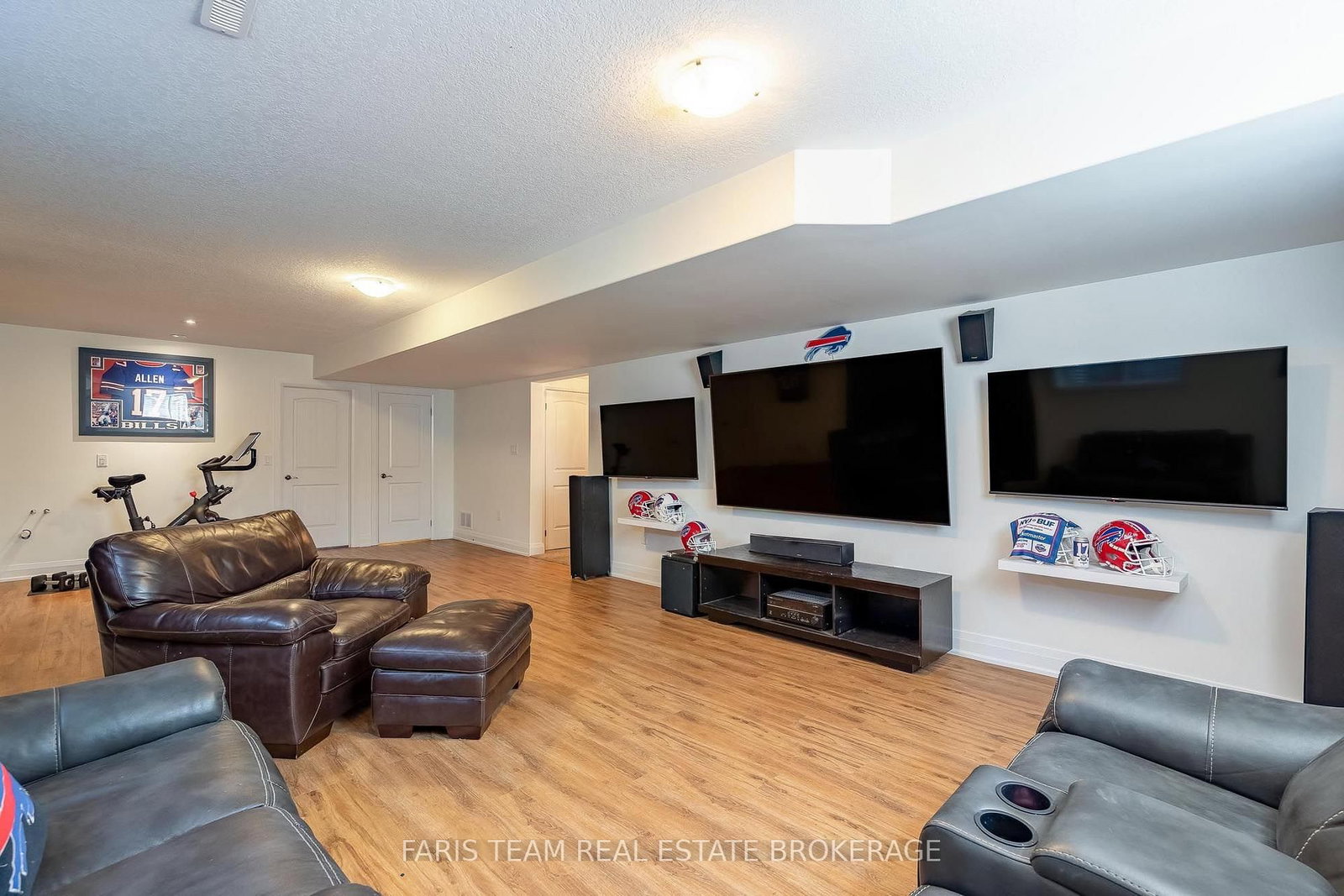 4 Cheslock Crescent • Oro-Medonte, ON photo 32