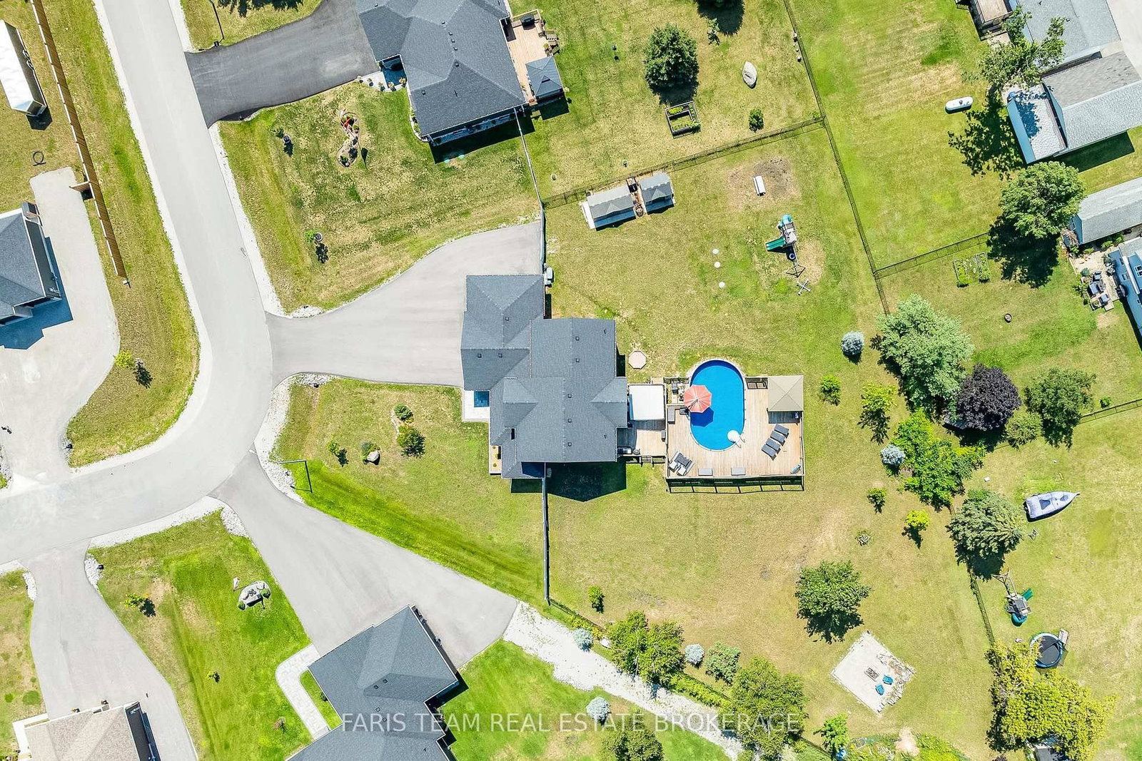 4 Cheslock Crescent • Oro-Medonte, ON photo 47