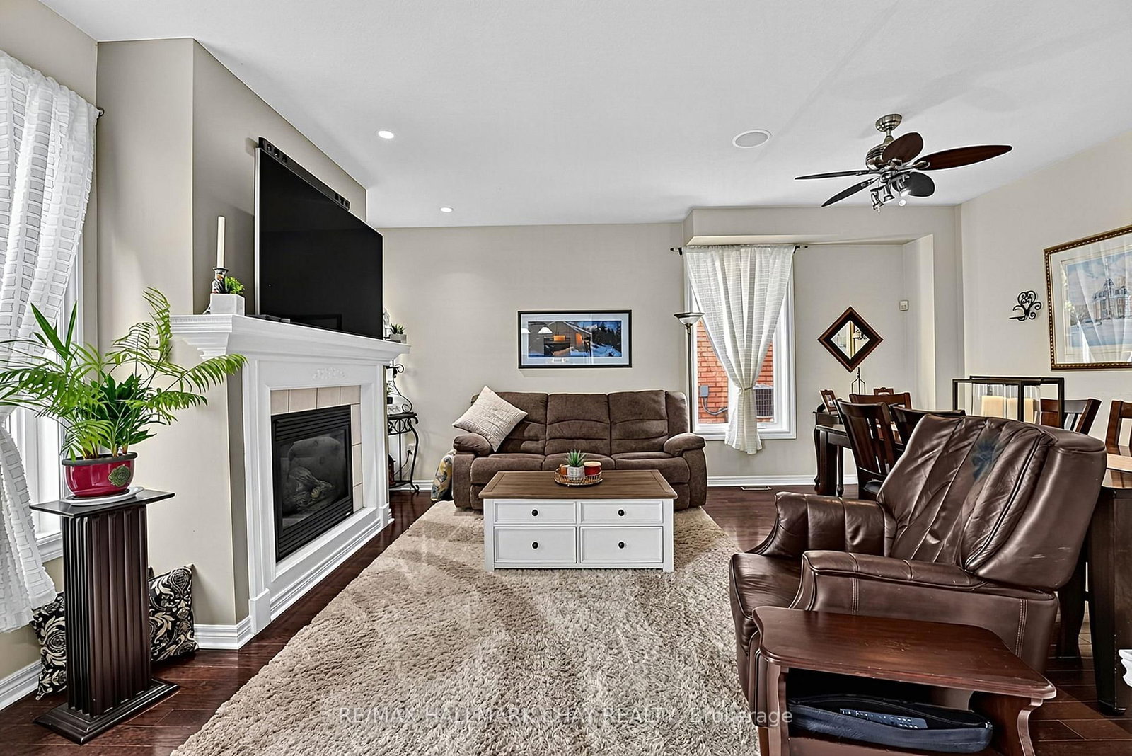 14 Strathmore Place • Barrie, ON photo 11