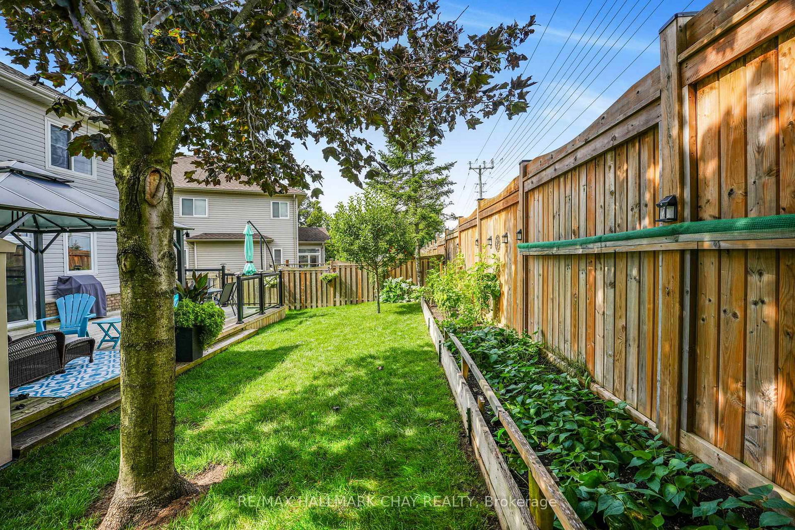 14 Strathmore Place • Barrie, ON photo 28