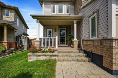 14 Strathmore Place • Barrie, ON photo 3