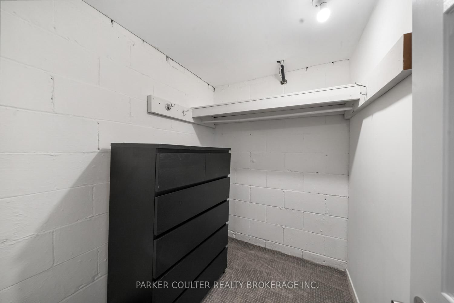 7 Oakley Park Square • Barrie, ON photo 26