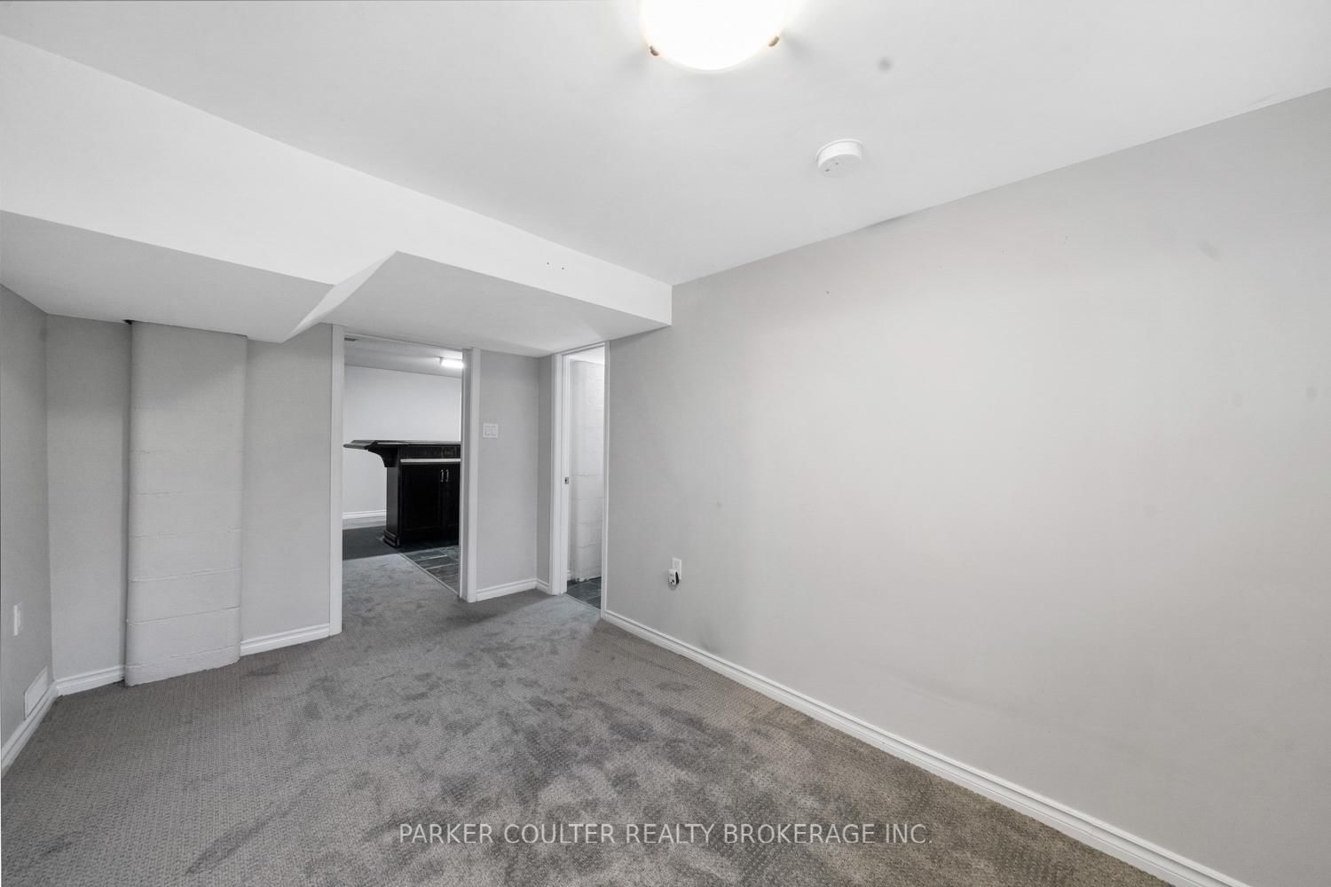 7 Oakley Park Square • Barrie, ON photo 27
